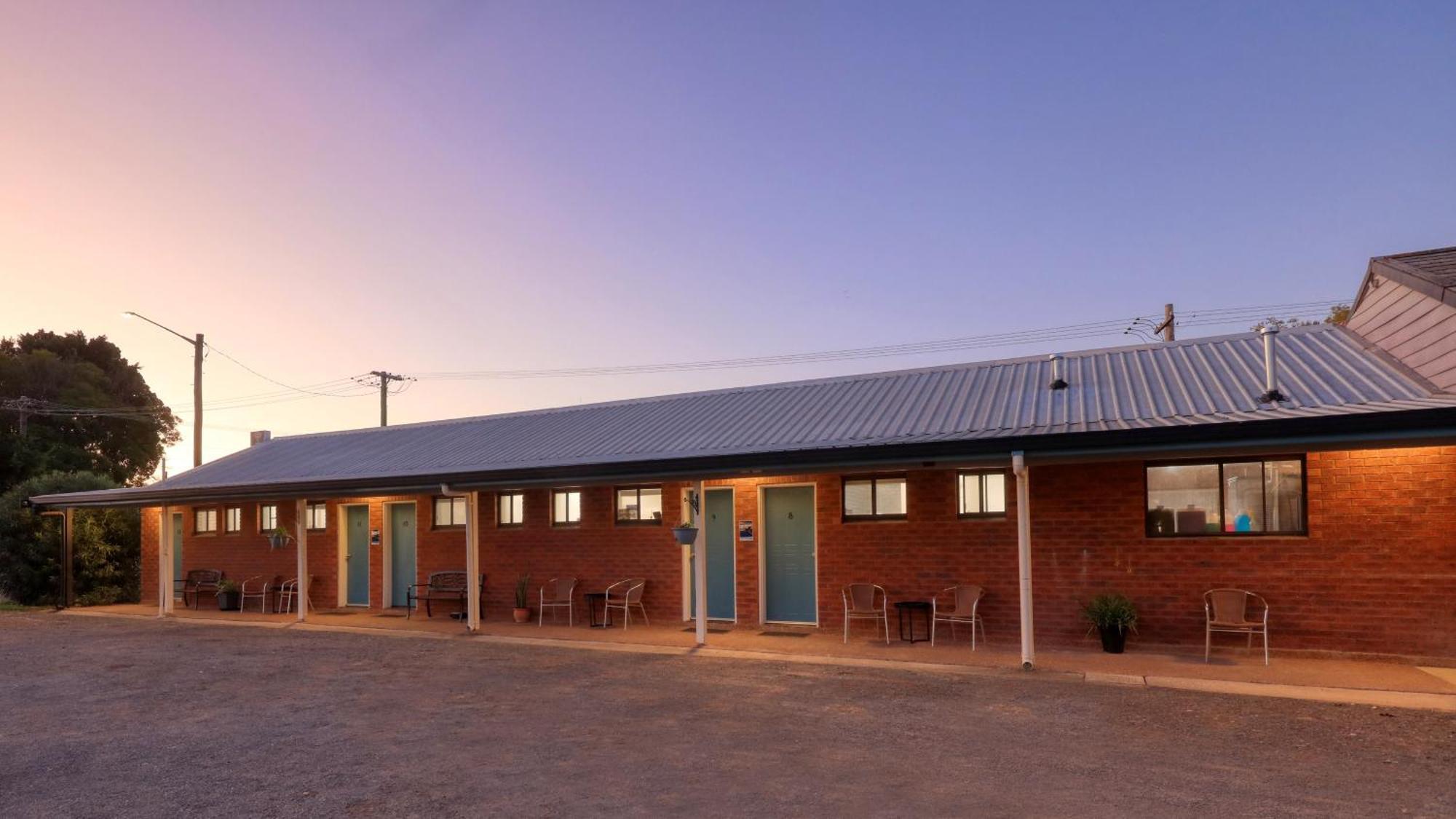 The Major Mitchell Motel Bourke Exterior foto