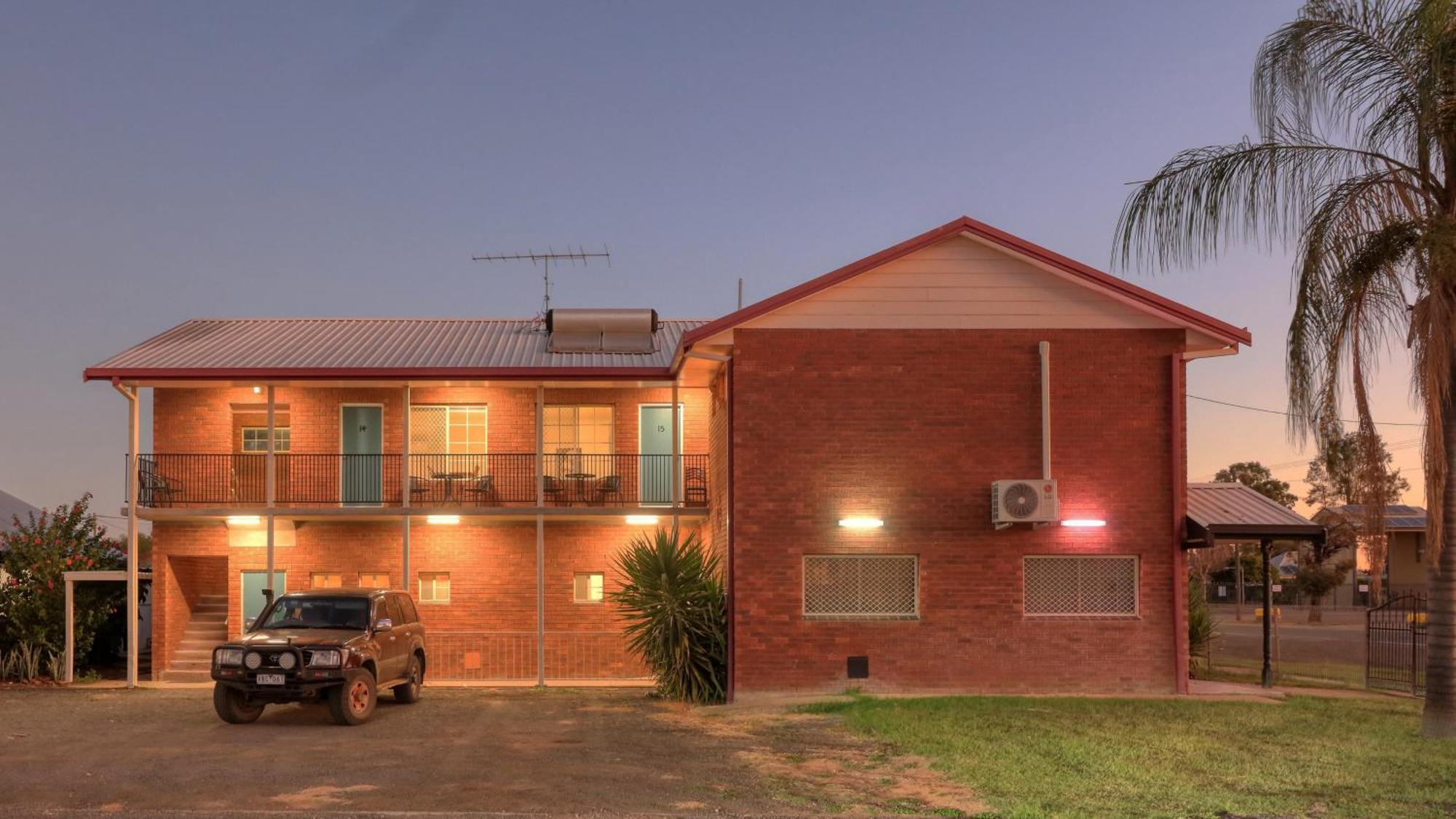 The Major Mitchell Motel Bourke Exterior foto